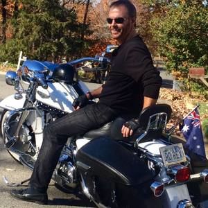 Meet your Posher, Adam